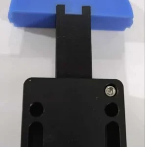 FEEDER CHAIN TENSIONER